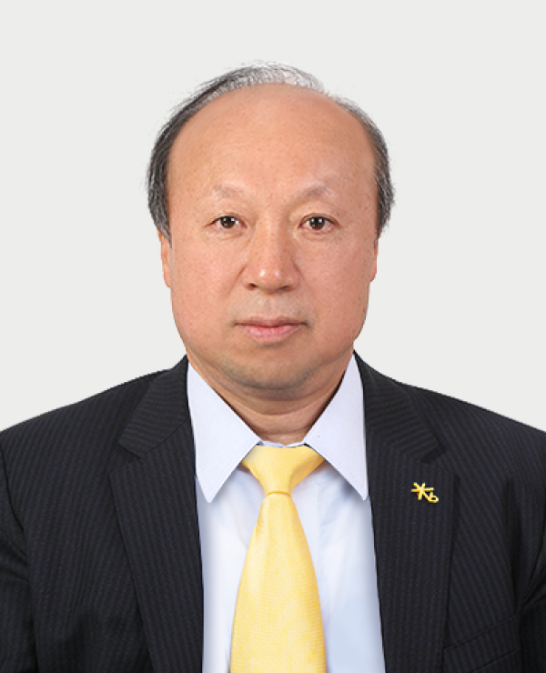 លោកបណ្ឌិត Dong Hyun CHOI